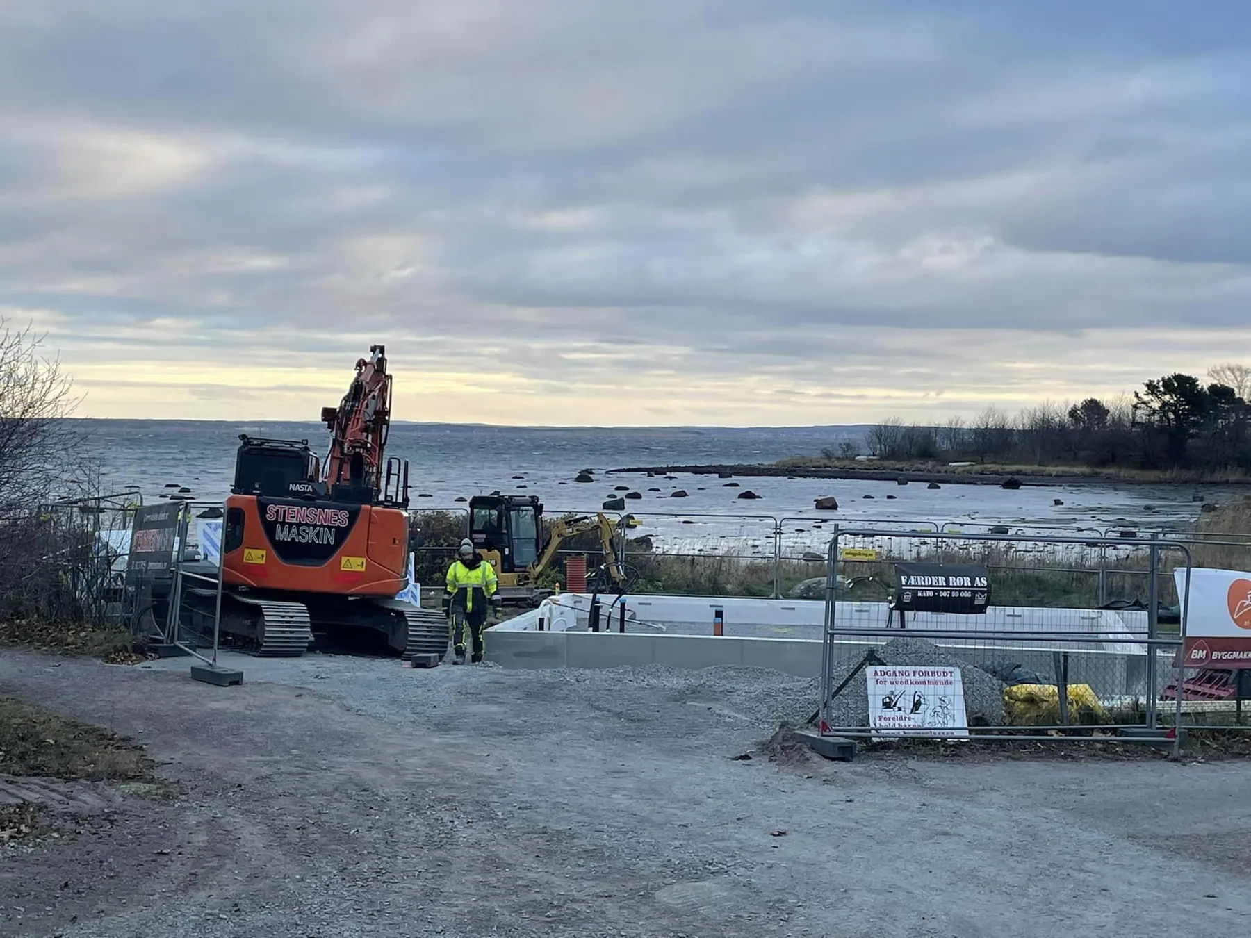 Anleggsplass ved sjøen